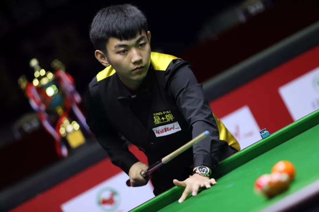 1侧翼的快 1侧翼的快