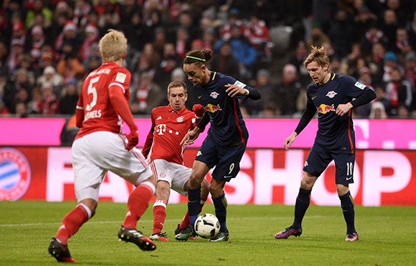 坚定步伐 坚定步伐